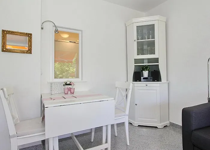 Domizil Strandallee 30 Domizil Strandallee 30 32